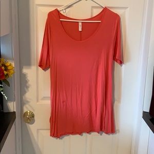 Medium pink perfect t